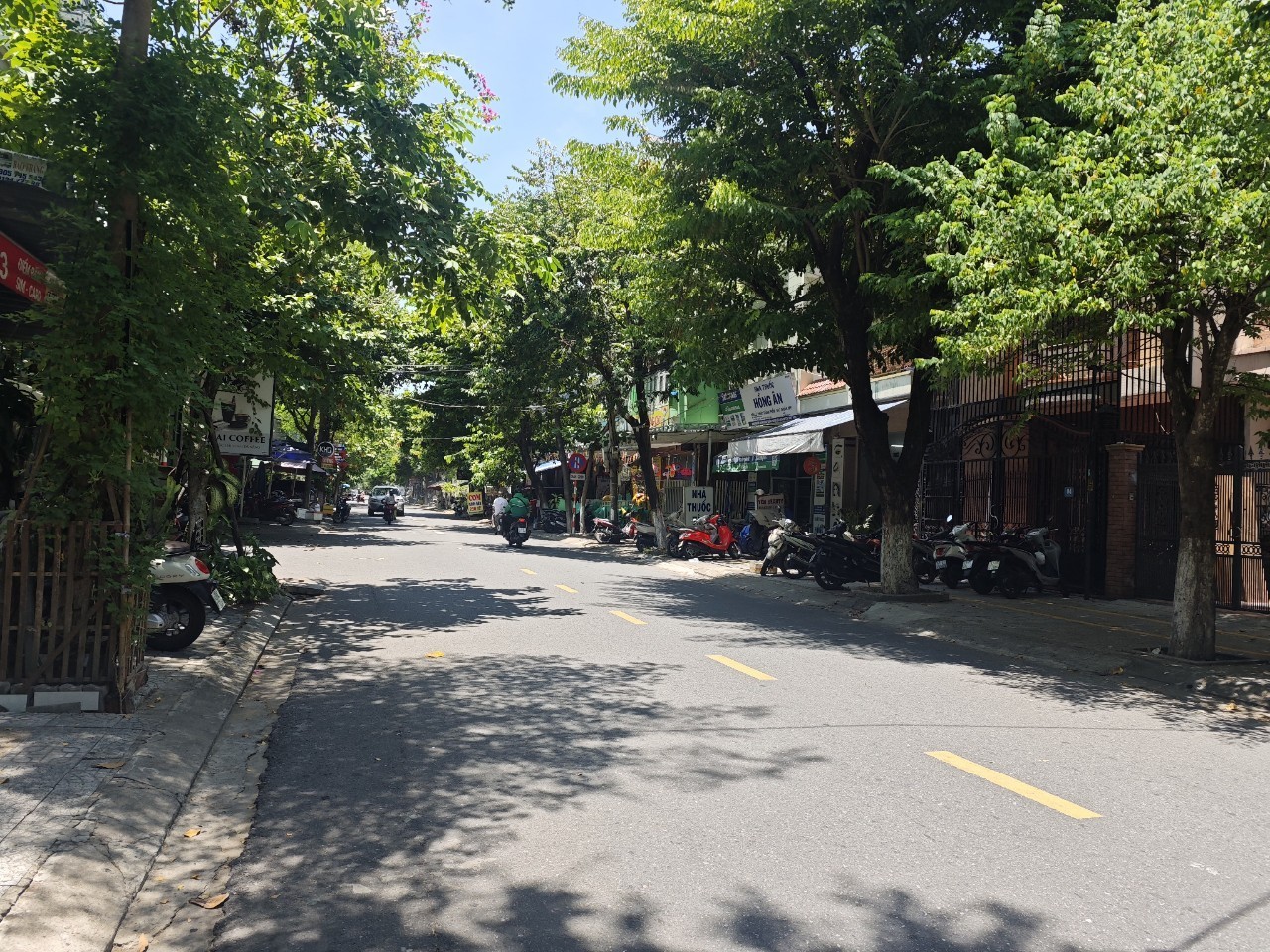 CẦM BÁ THƯỚC 200m², 2 tầng, ngang 10m, dài 20m, giá 22 tỷ, Hải Châu