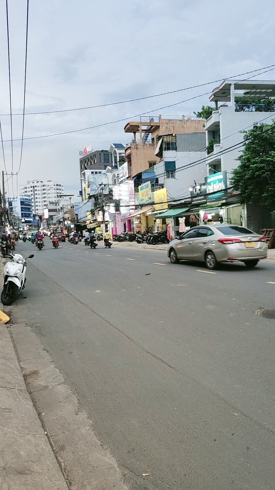 Bán nhà mặt tiền Lê Quang Định, Bình Thạnh