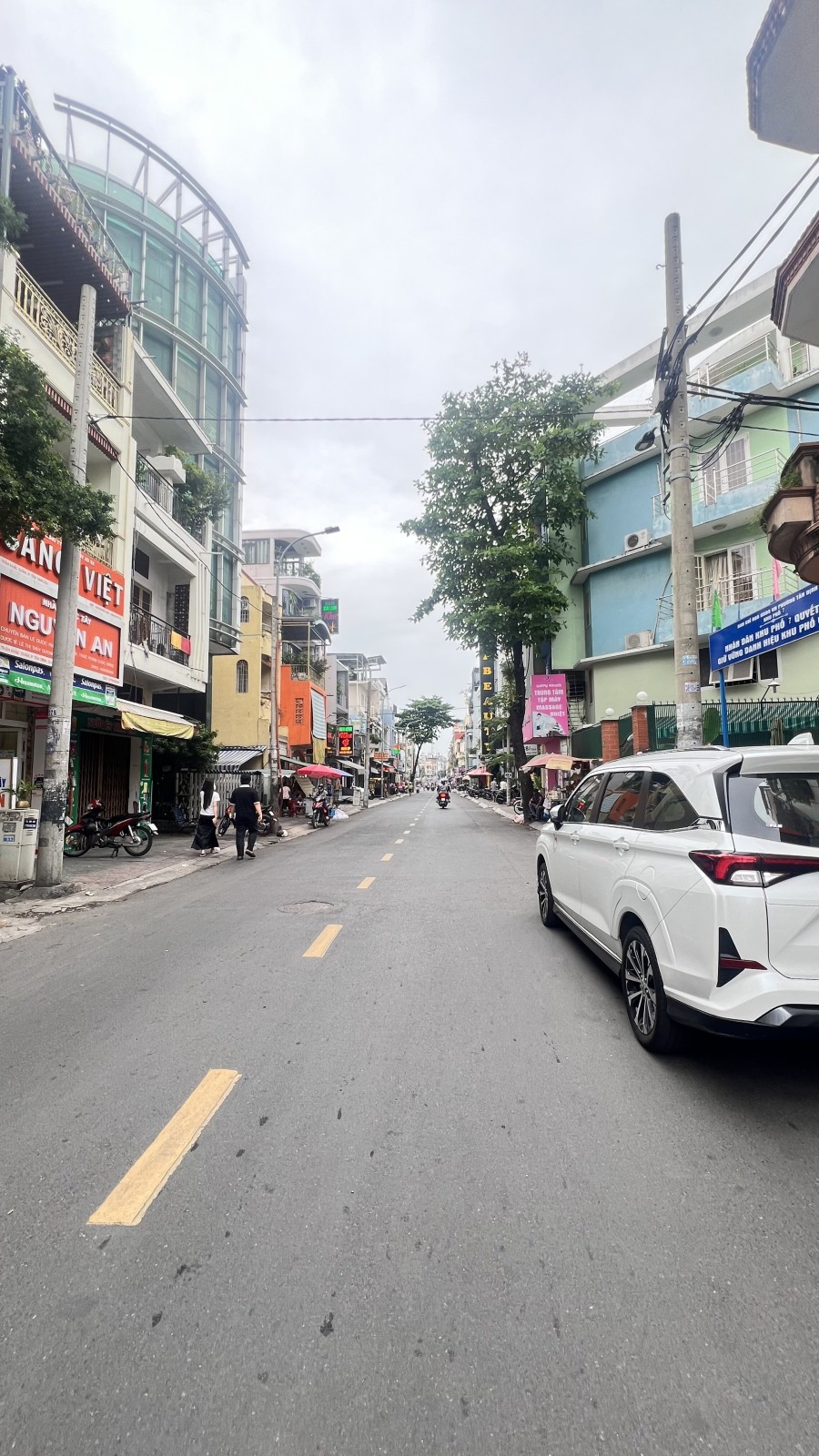 Bán nhà mặt tiền Trần Khắc Chân, Quận 1 - ảnh 2