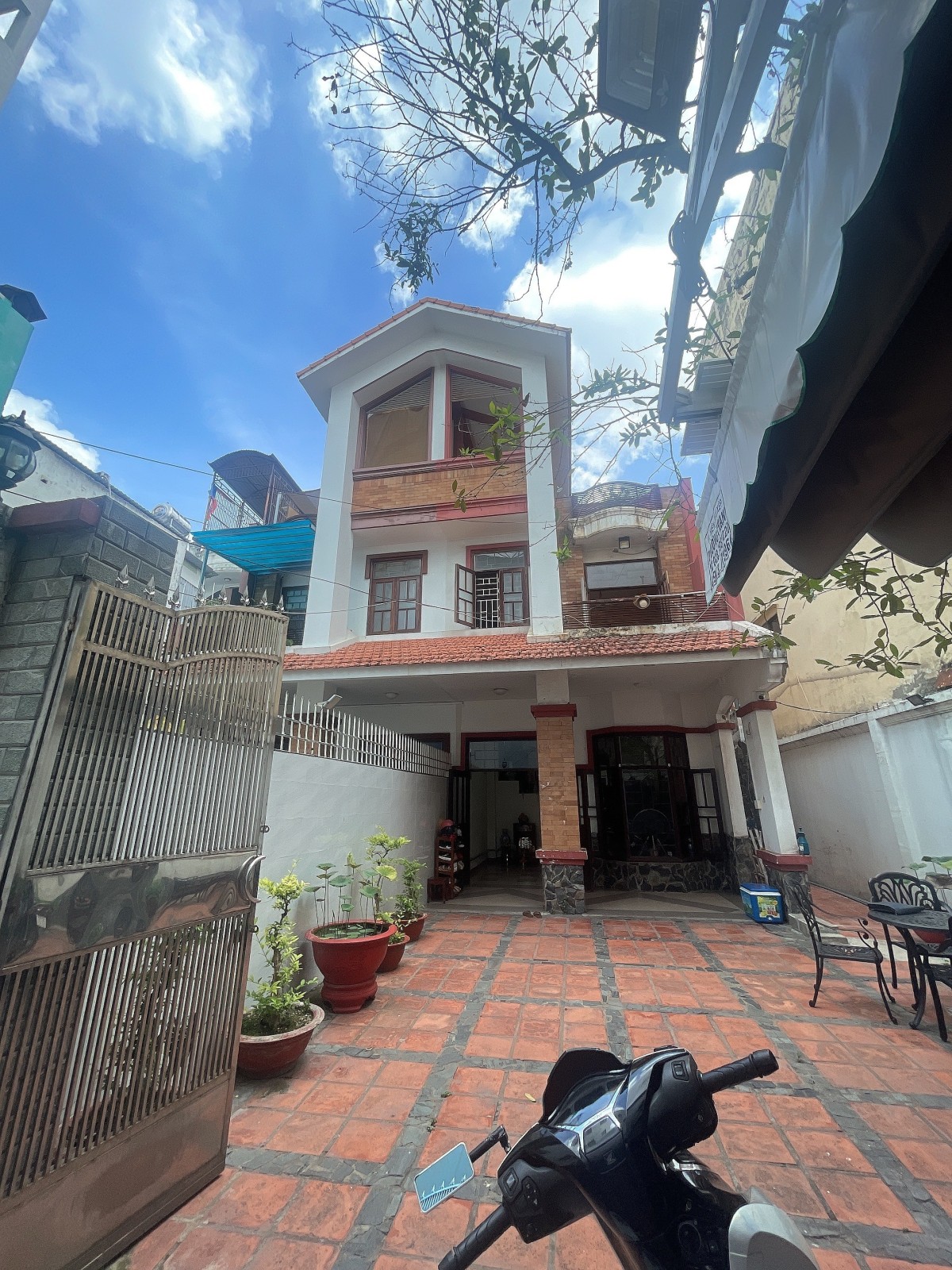 Bán nhà đường Cách Mạng Tháng 8, Quận 10