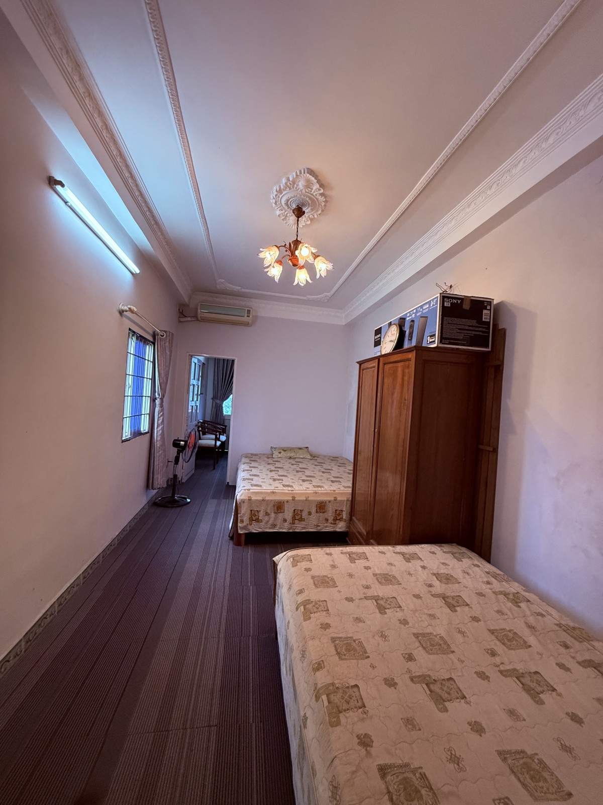 Bán nhà đường Võ Văn Kiệt, Quận 1