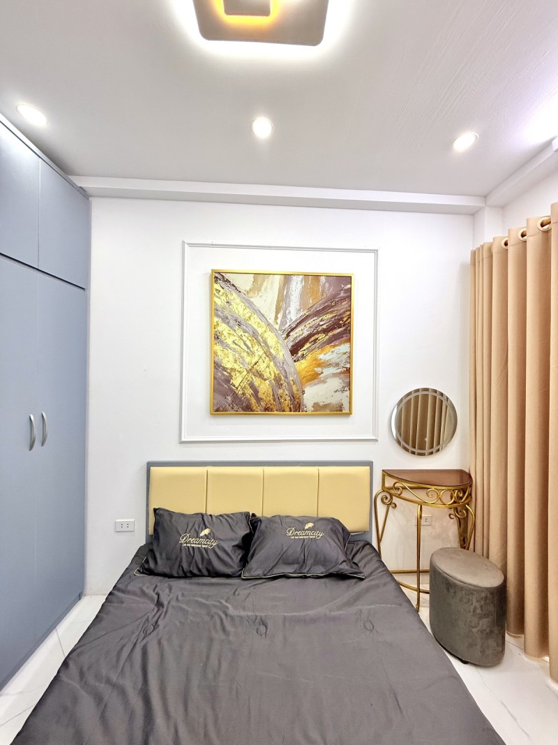Bán nhà Minh Khai - 18m2 4 tầng - gần Chợ Mơ, Bách Khoa - giá 5,45 tỷ