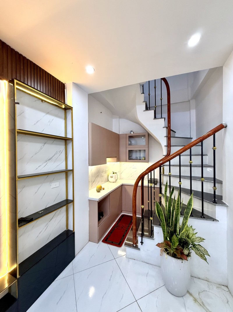Bán nhà Minh Khai - 18m2 4 tầng - gần Chợ Mơ, Bách Khoa - giá 5,45 tỷ