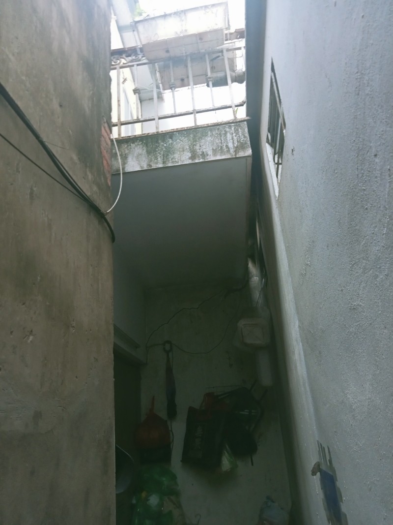 Bán đất tặng nhàTrần Khát Chân - 40,3m2 nhà cấp 4 - gần Phố - giá nhỉnh 4 tỷ