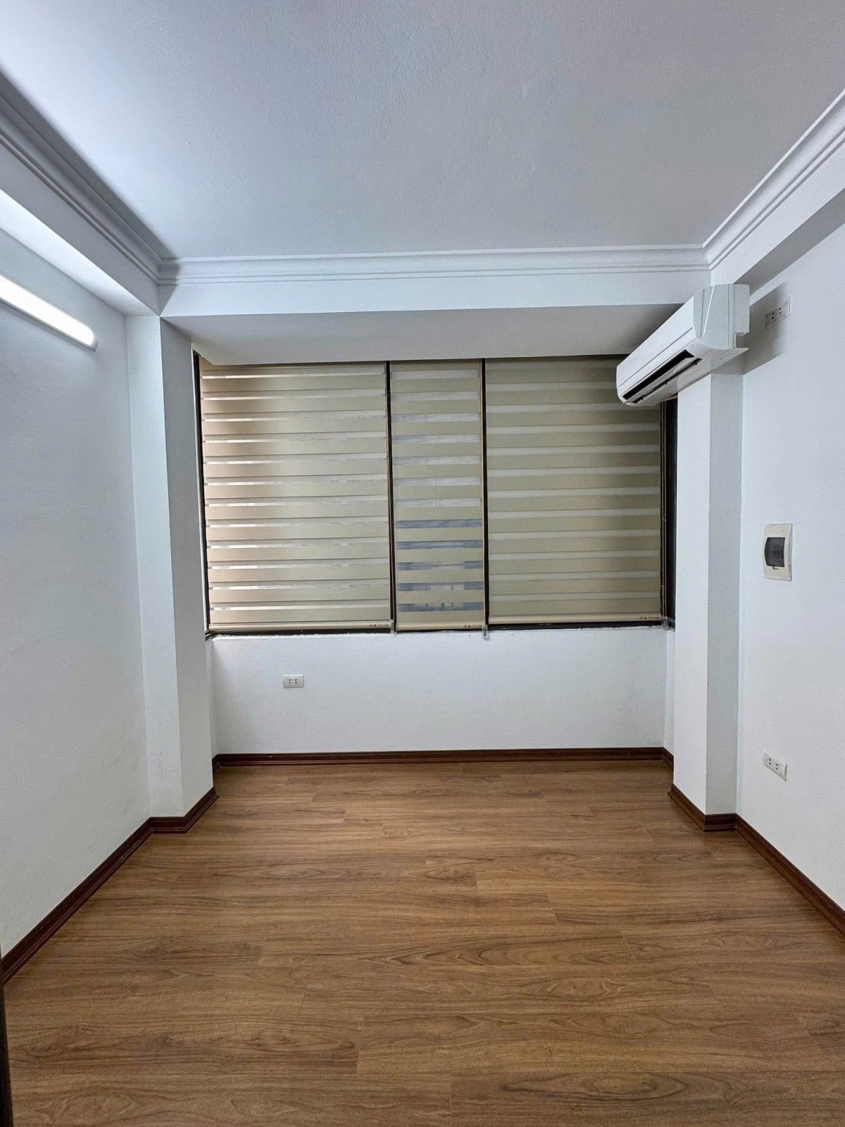 Bán nhà Minh Khai - Bạch Mai - Đại La - Trương Định - 4 tầng - gần Ô tô