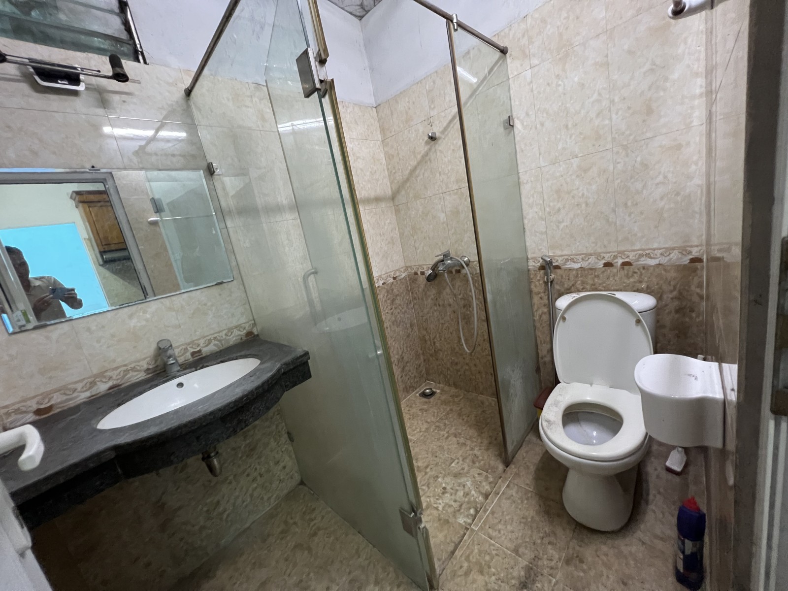 Bán nhà Kim Ngưu - Trần Khát Chân - Lương Yên - 41m2 x 3 tầng chắc chắn - ô tô lùi cửa - Nhỉnh 8 tỷ
