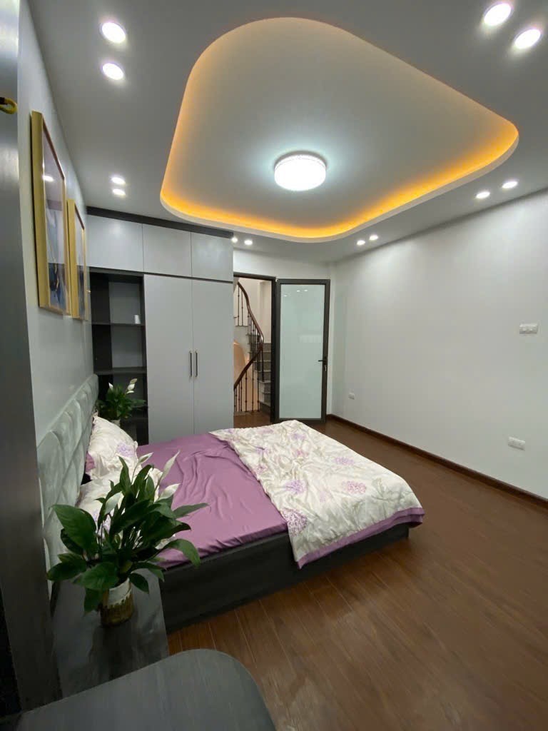 Bán nhà ngõ 325 Kim Ngưu - 27m2 4 tầng - full nội thất, gần phố, gần ô tô - giá 5,4 tỷ
