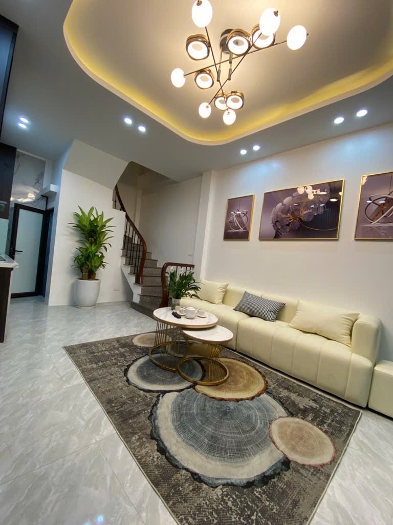 Bán nhà ngõ 325 Kim Ngưu - 27m2 4 tầng - full nội thất, gần phố, gần ô tô - giá 5,4 tỷ