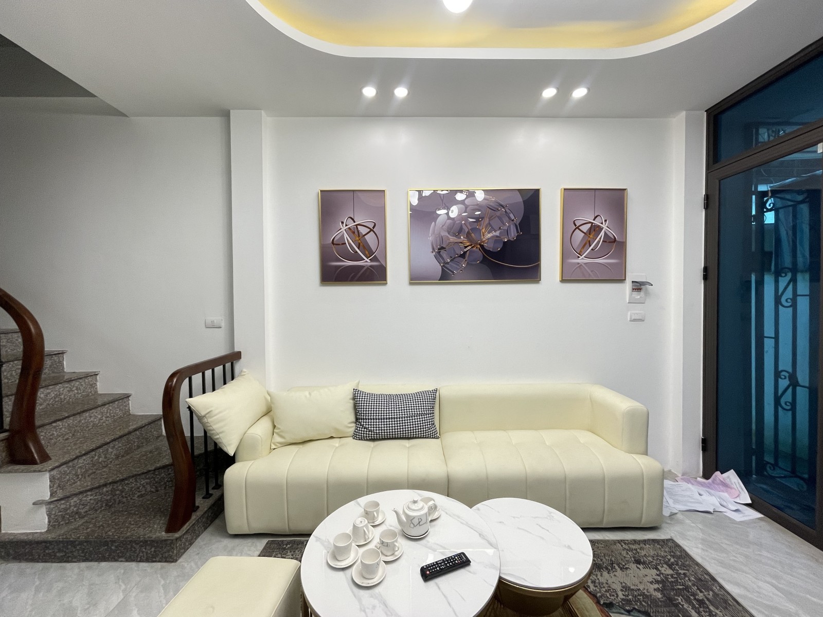 Bán nhà ngõ 325 Kim Ngưu - 27m2 4 tầng - full nội thất, gần phố, gần ô tô - giá 5,4 tỷ