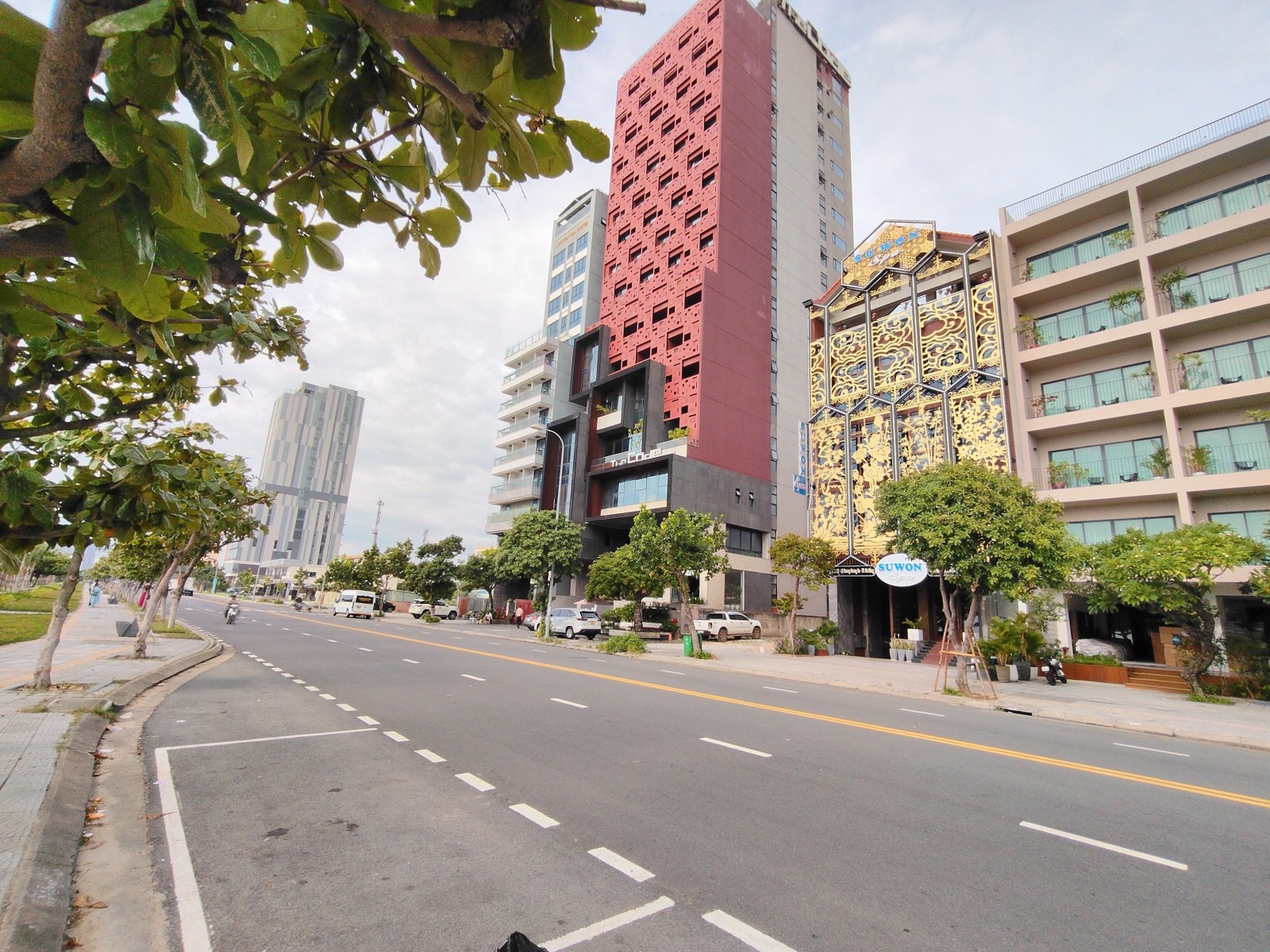 HOÀNG SA 220m², ĐẤT, ngang 10m, dài 22m, giá 86 tỷ, Sơn Trà Tỷ Phú HDDT