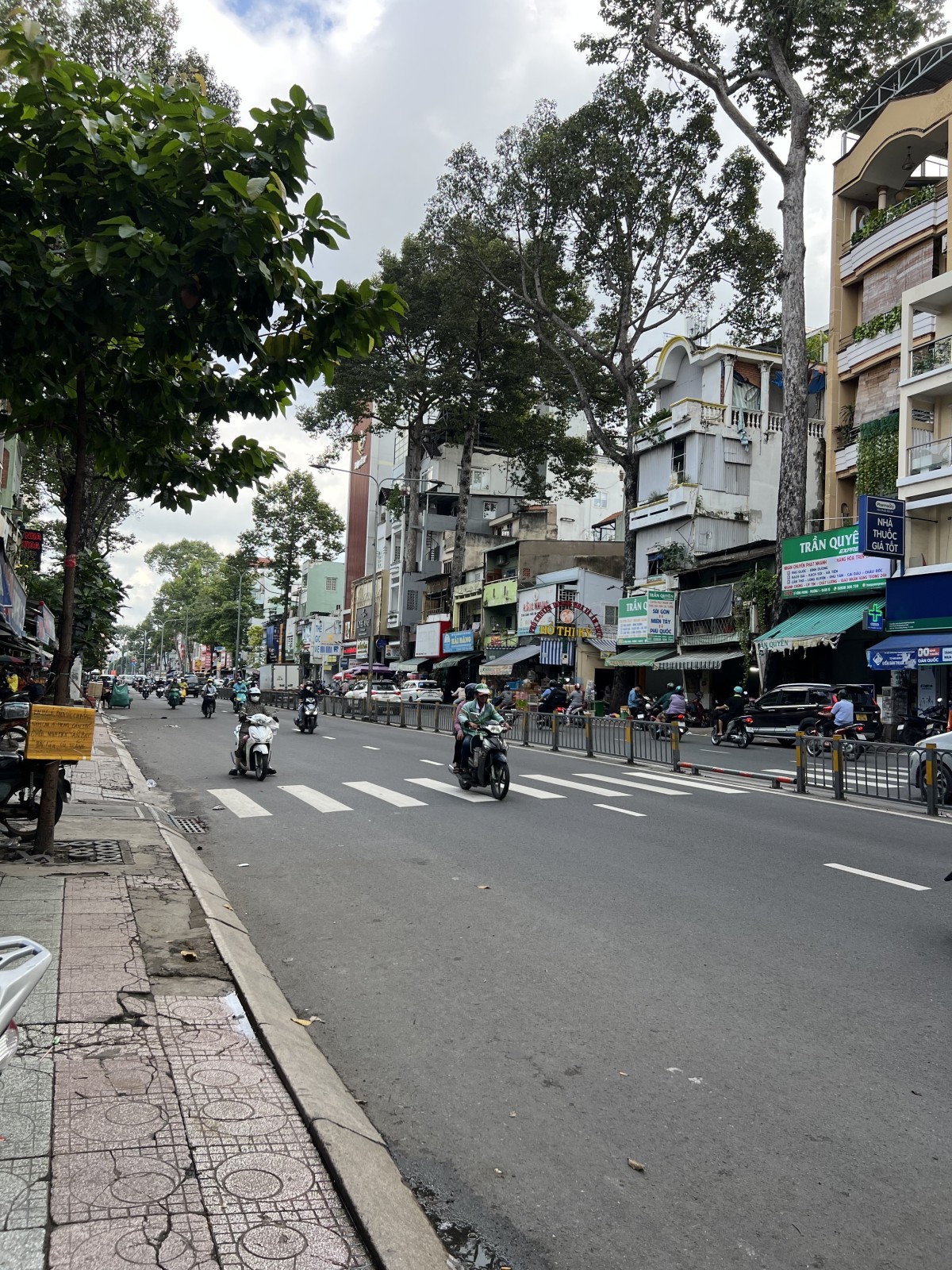 Bán nhà đường Lê Hồng Phong, Quận 10