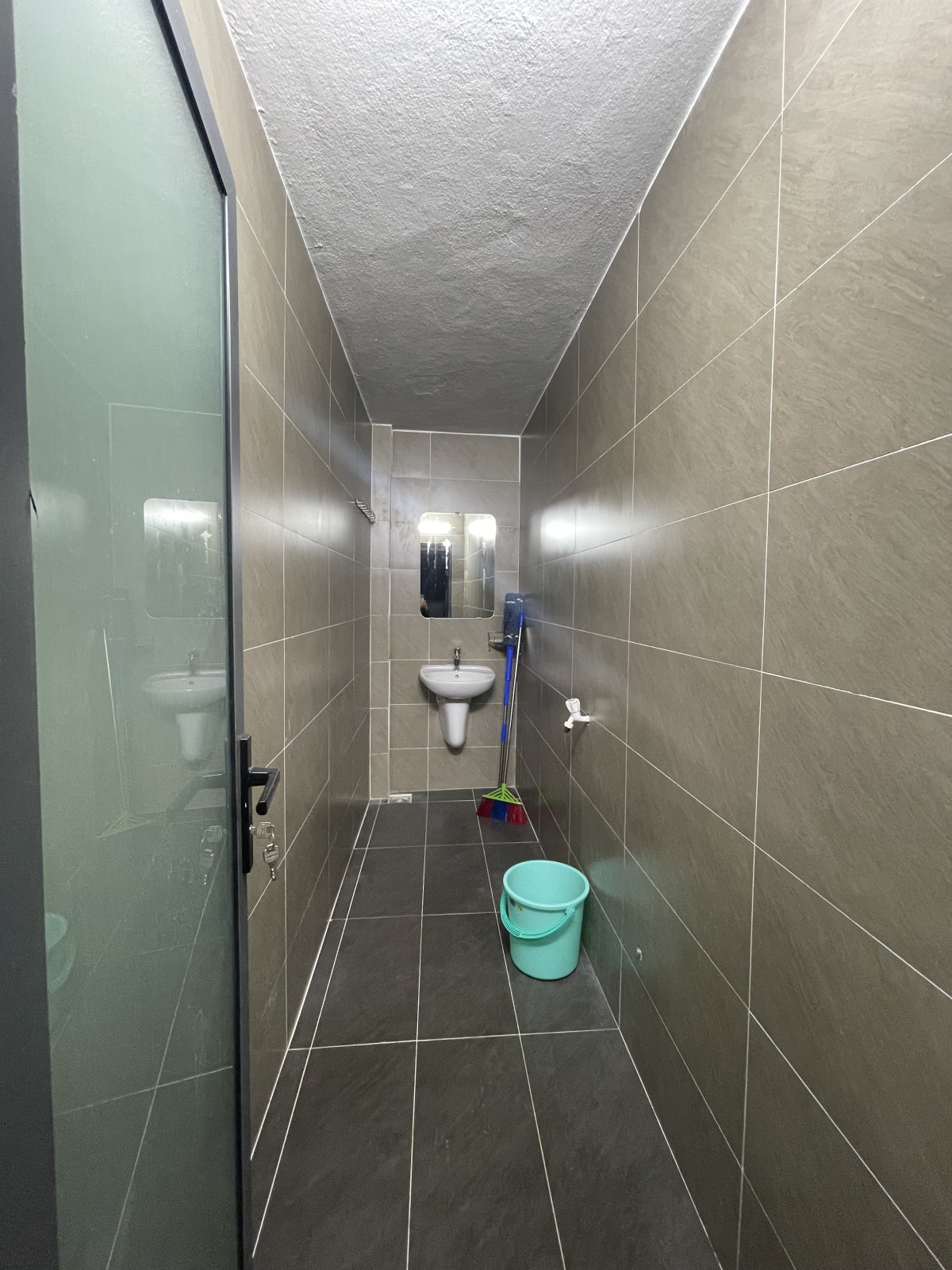 HUỲNH THÚC KHÁNG 69.2m², 4 tầng, ngang 4.2m, dài 16.5m, giá 10.9 tỷ, Hải Châu