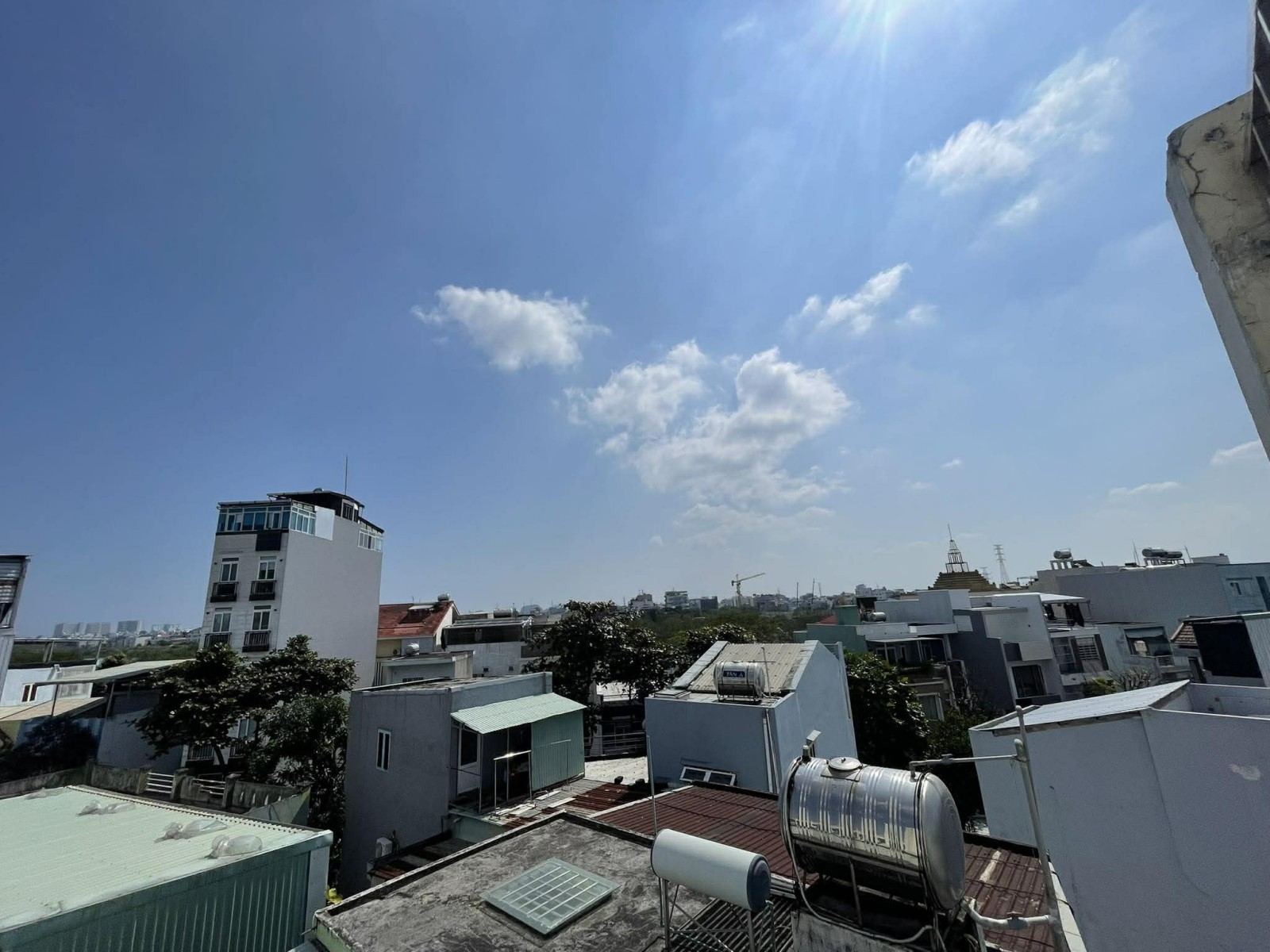 ĐƯỜNG 2 THÁNG 9 39m², 4 tầng, ngang 3.8m, dài 10.2m, giá 8 tỷ, Hải Châu