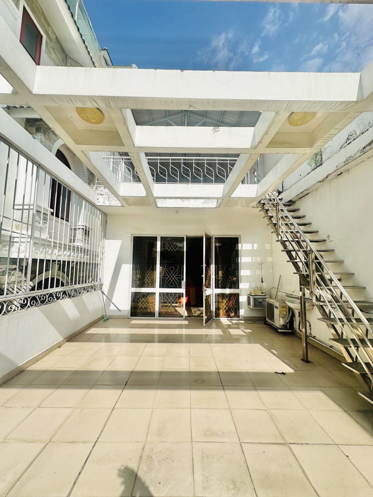 Bán nhà đường Ba tháng Hai, Quận 10 - ảnh 5