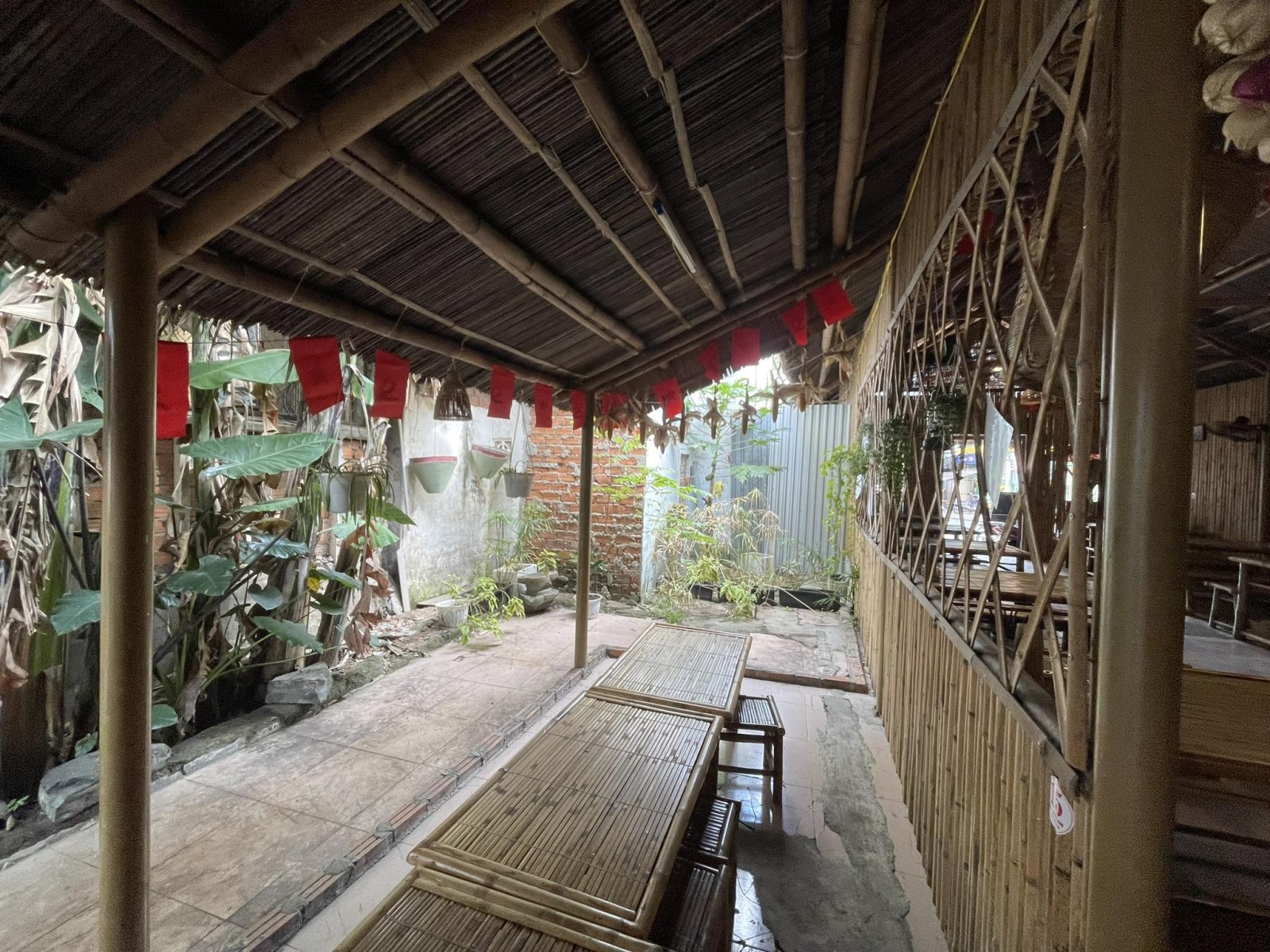 NÚI THÀNH 225m², cấp 4, ngang 8m, dài 28m, giá 21.5 tỷ, Hải Châu