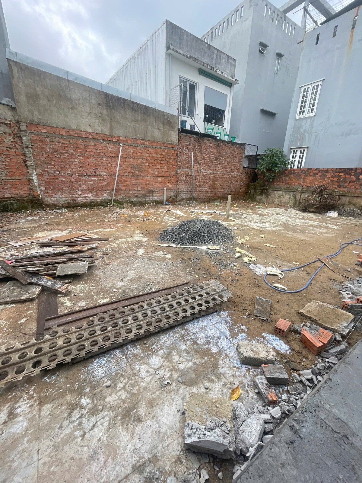 DŨNG SĨ THANH KHÊ 130m², 2.5 tầng, ngang 15m, dài 8.6m, giá 9.7 tỷ, Thanh Khê