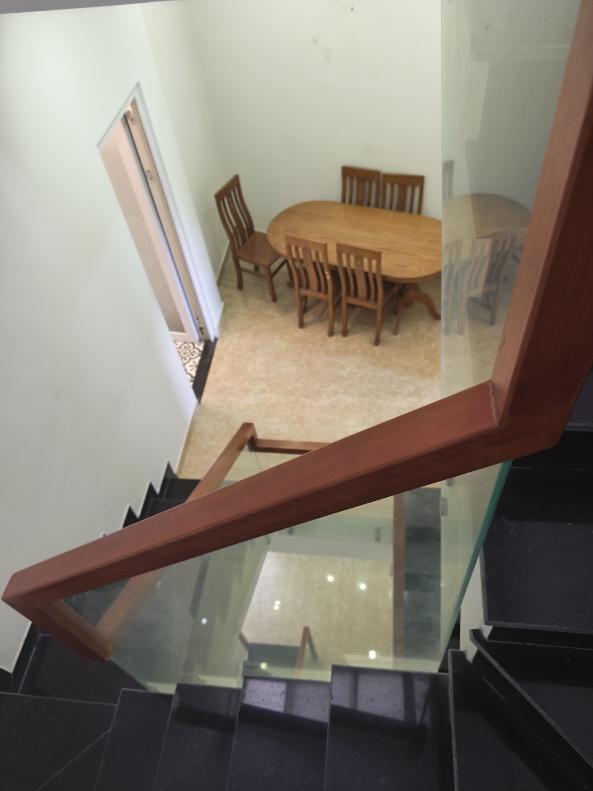 K408 HOÀNG DIỆU 50m², 3 tầng, ngang 5m, dài 10m, giá 3.75 tỷ, Hải Châu