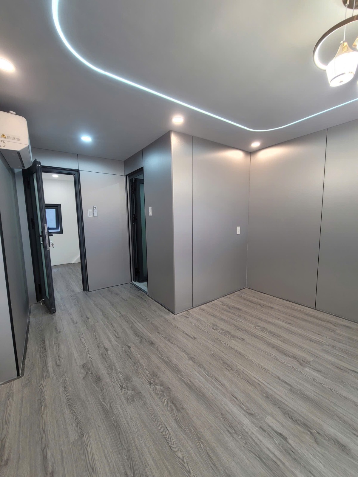 Bán nhà đường Lý Thái Tổ, Quận 10
