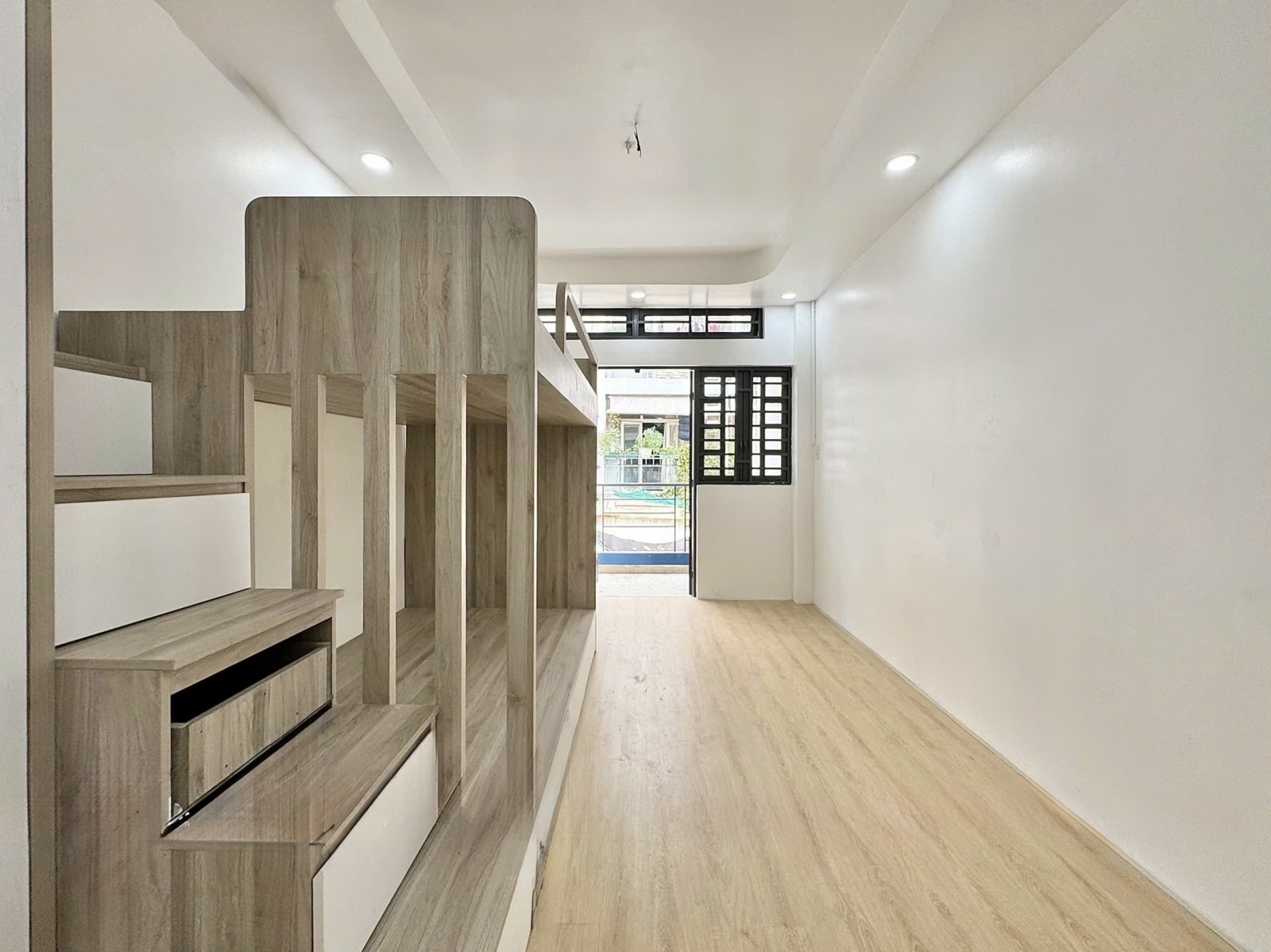 Bán nhà hẻm 51 Cao Thắng, Quận 3 - ảnh 2