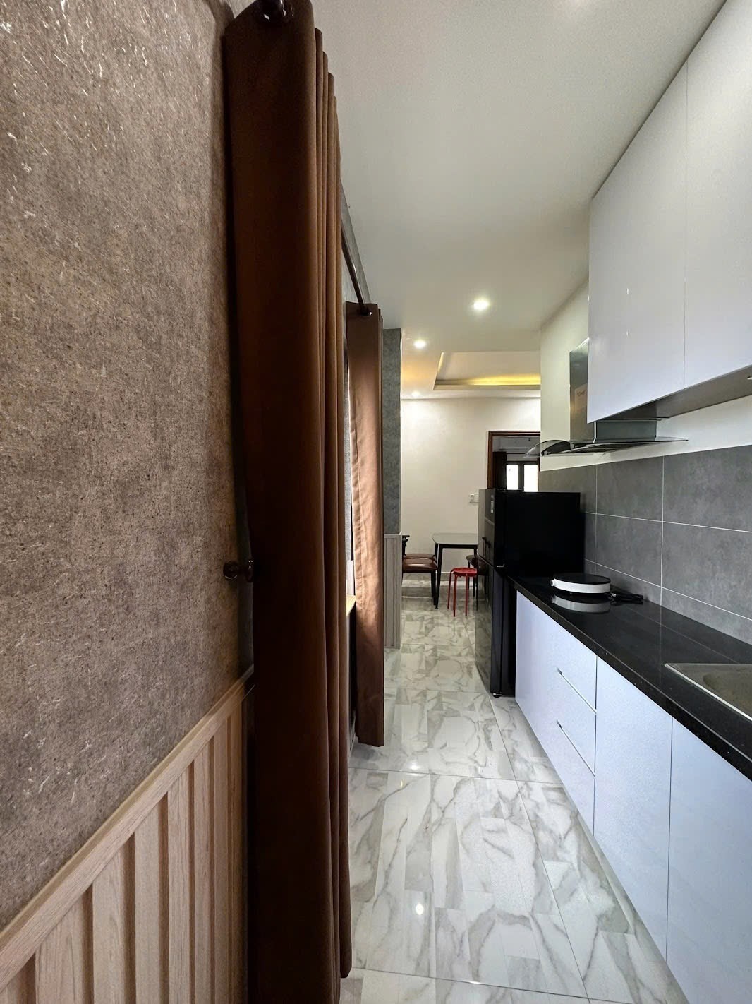 ĐIỆN BIÊN PHỦ 123m², 4 tầng, ngang 4.4m, dài 27m, giá 9.7 tỷ, Thanh Khê