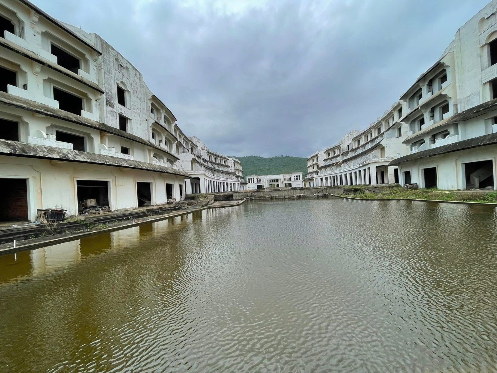 PHÚ LỘC 69.180m², 4 tầng, ngang 350m, dài 197m, giá 600 tỷ, Huế Đại tỷ phú