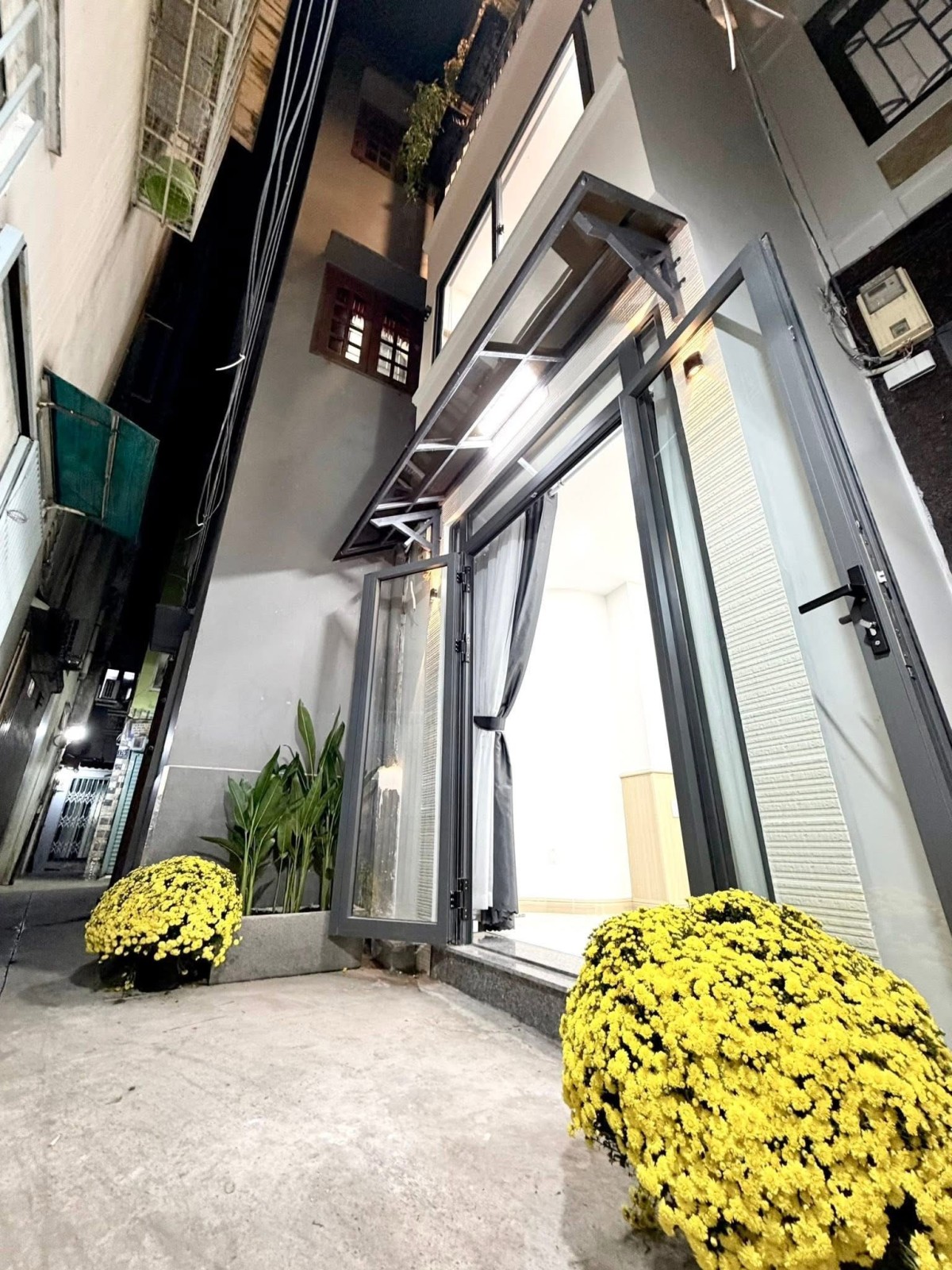 Bán nhà đường Nguyễn Thượng Hiền, Quận 3 - ảnh 8