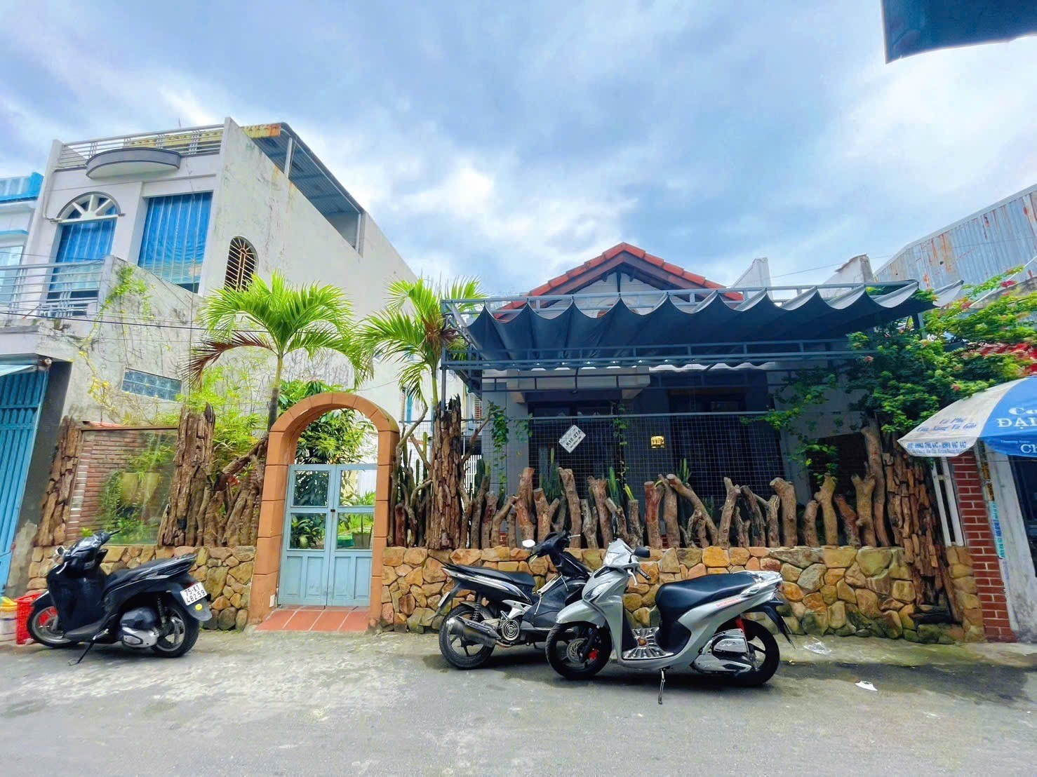 NGUYỄN VĂN THOẠI 212m², cấp 4, ngang 10m, dài 22m, giá 20.8 tỷ, Sơn Trà