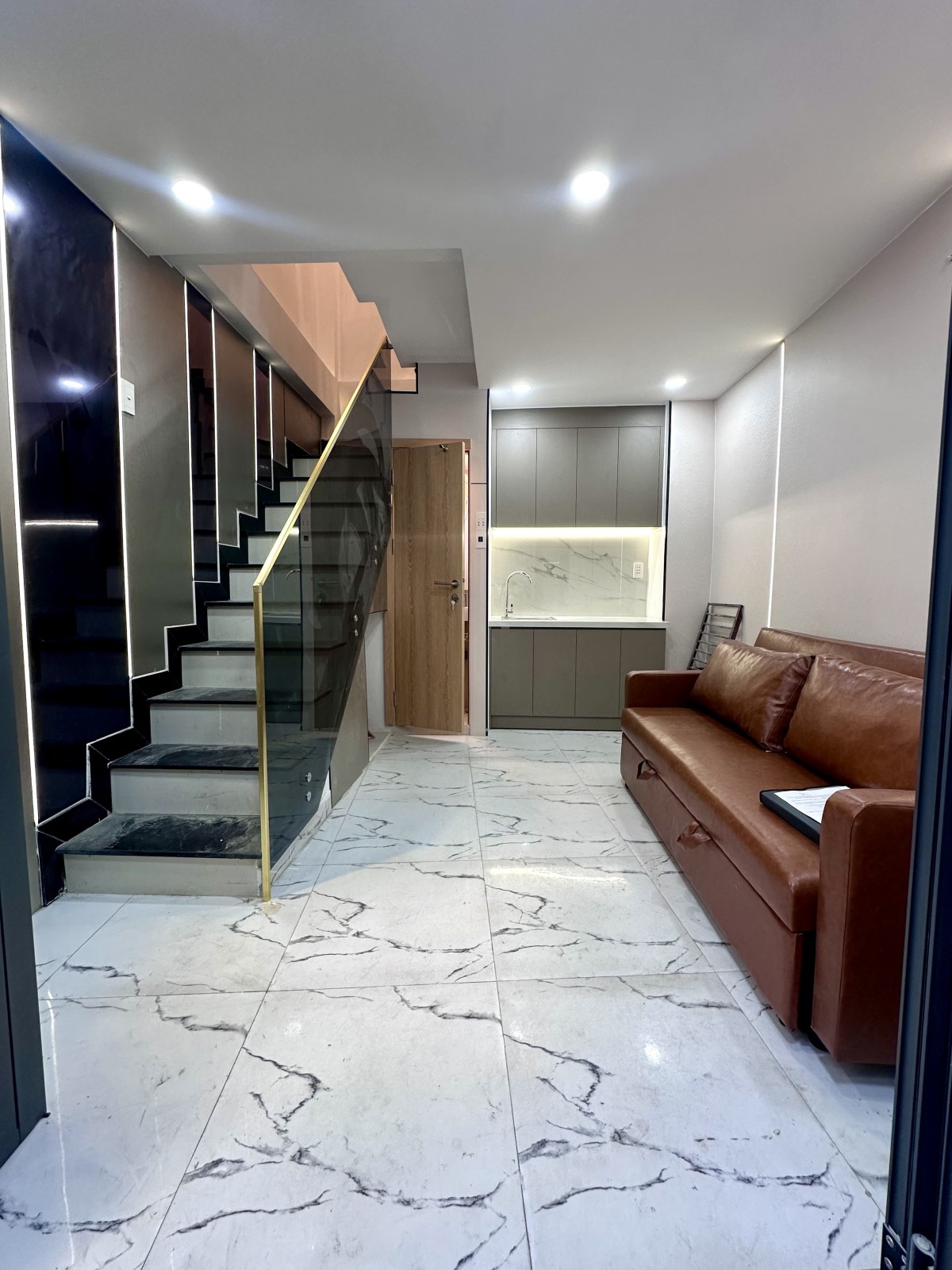 Bán nhà đường Trần Hưng Đạo, Quận 1 - ảnh 3