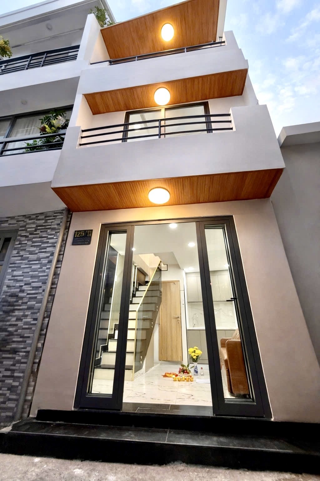 Bán nhà đường Trần Hưng Đạo, Quận 1 - ảnh 4