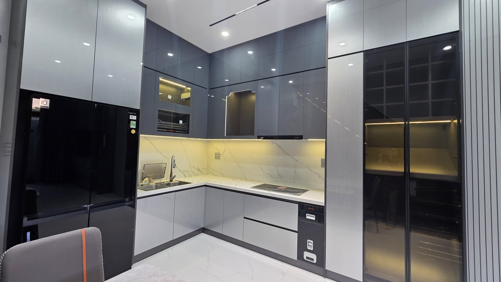 ĐẶNG HUY TÁ 70m², 3 tầng, ngang 4.2m, dài 15.2m, giá 5.9 tỷ, Liên Chiểu