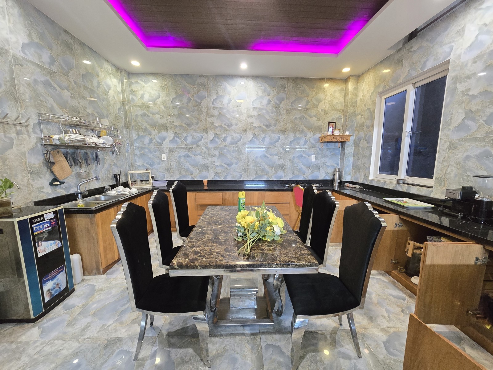 PHẠM VĂN TRÁNG 190m², 5.5 tầng, ngang 9.5m, dài 20m, giá 18.9 tỷ, Liên Chiểu