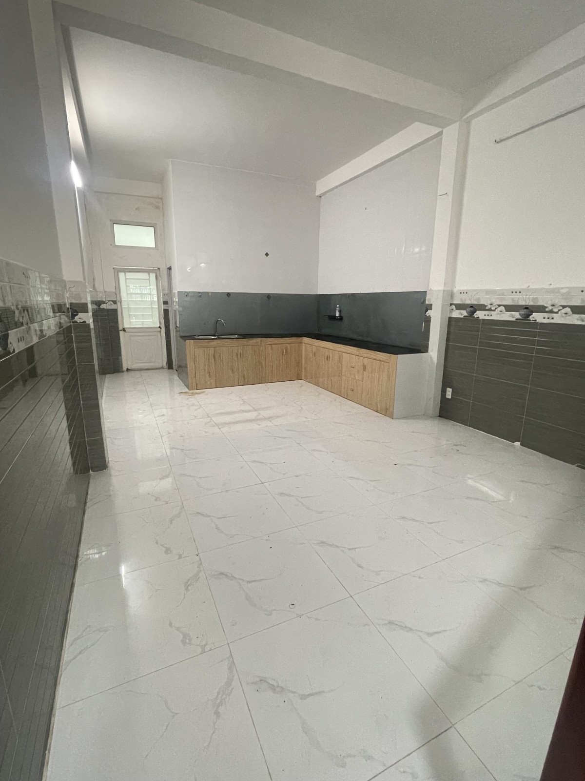 NẠI HIÊN ĐÔNG 9 72m², 2 tầng, ngang 4m, dài 18m, giá 6.99 tỷ, Sơn Trà