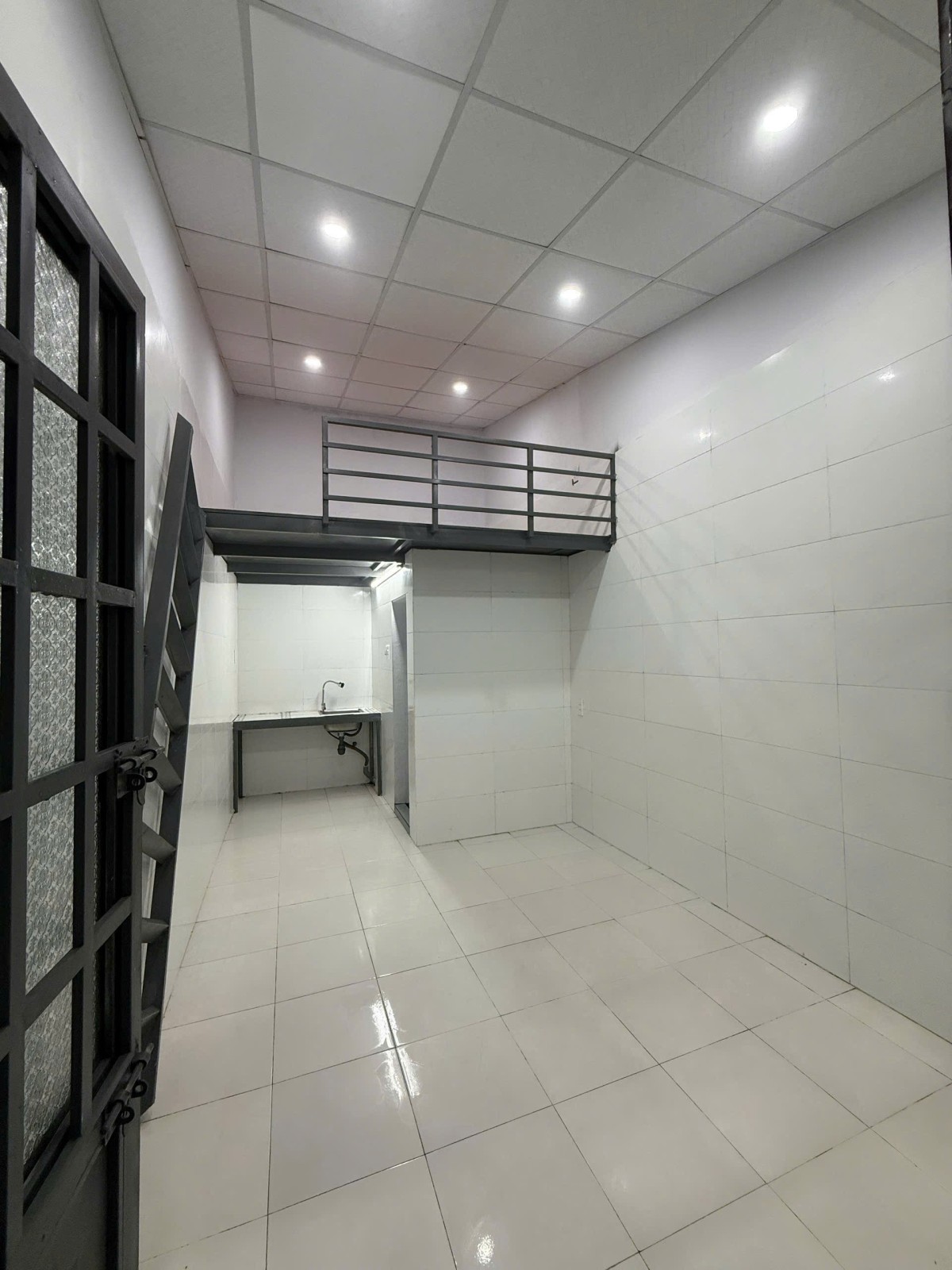 THANH VINH 4 196m², cấp 4, ngang 7m, dài 28m, giá 5.7 tỷ, Liên Chiểu
