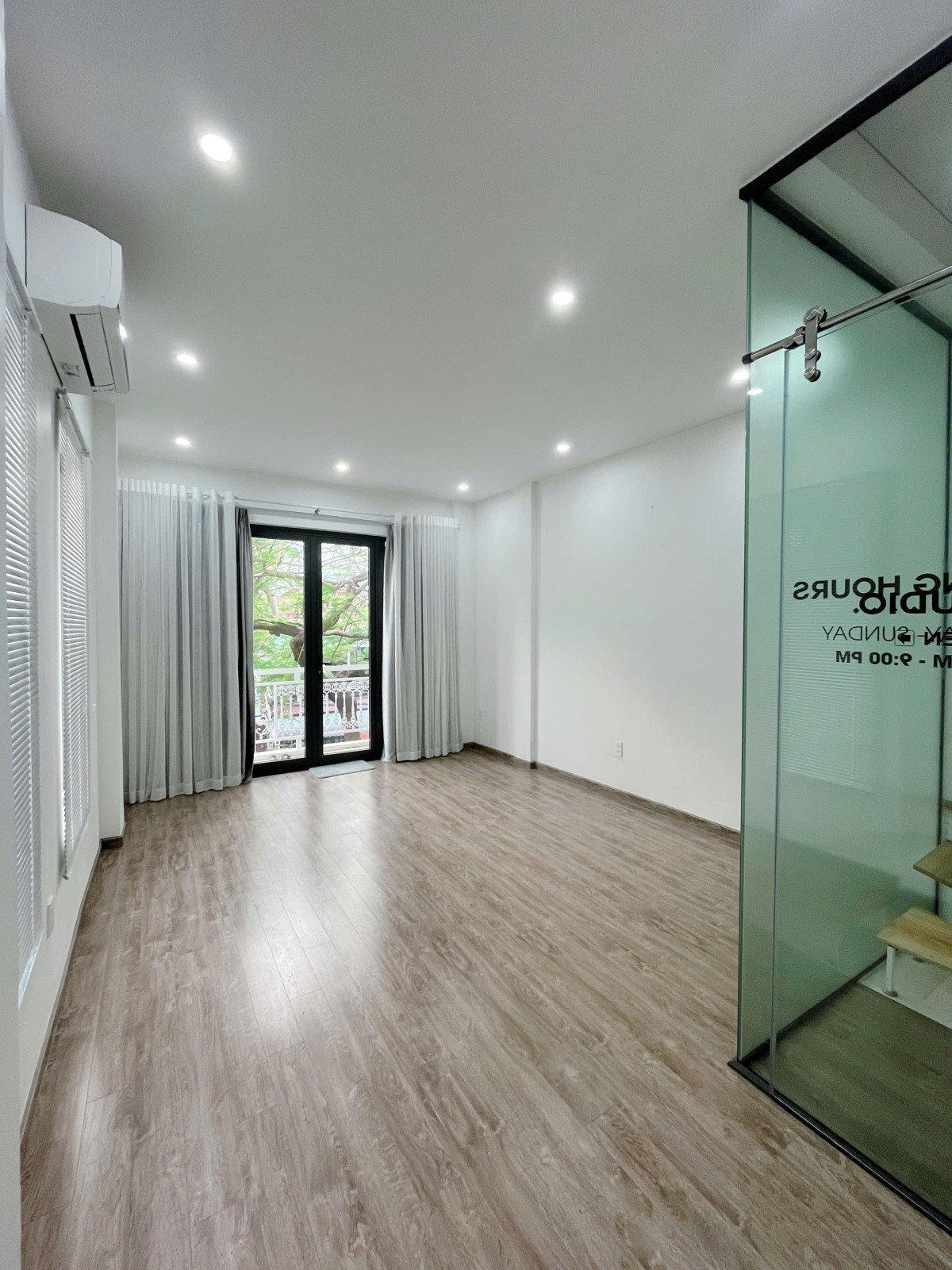 NGUYỄN CHÍ THANH 28.2m², 3.5 tầng, ngang 4m, dài 7m, giá 10.8 tỷ, Hải Châu